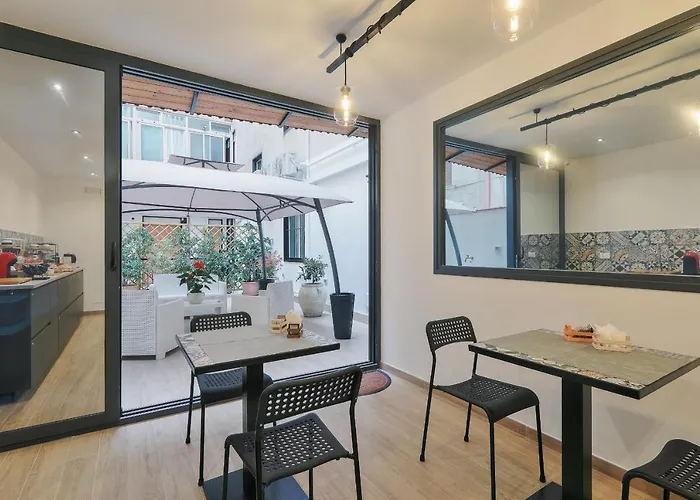 Meridiana Bed & Breakfast 4*